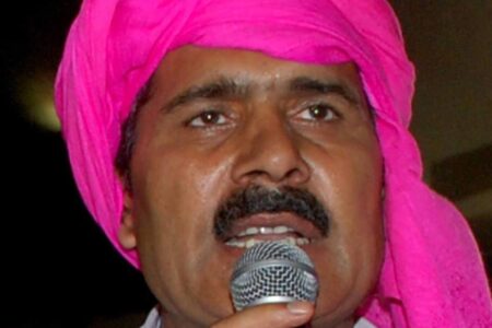 गबन के मामलें में फंस गये पहलवान.. सीज हुऐ वाहन जप्त हुआ मकान….