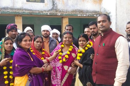 संदेश प्रखंड के 11 पंचायतों के वार्ड सदस्यों के बैठक