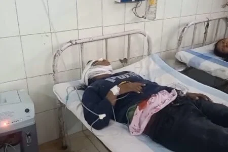 स्कूल से प्रैक्टिकल देकर लौट रही दो छात्रा ट्रैक्टर की चपेट में आई
